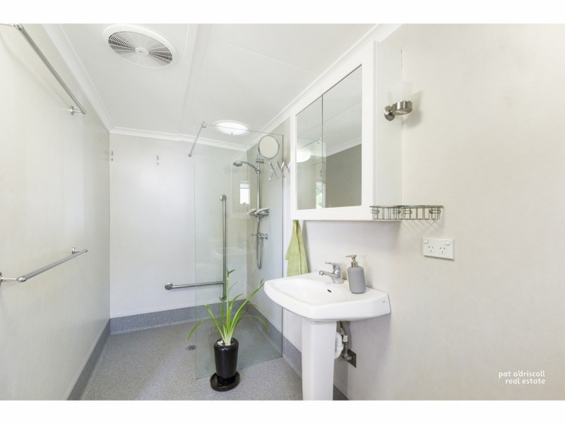 94 Albert Street, The Range QLD 4700