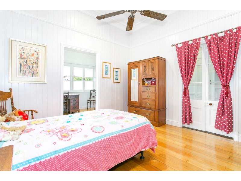 22 Kelly Street, The Range QLD 4700