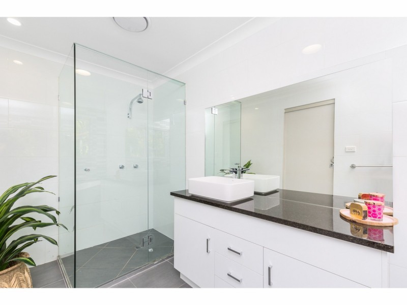 18 Cargill Avenue, Frenchville QLD 4701