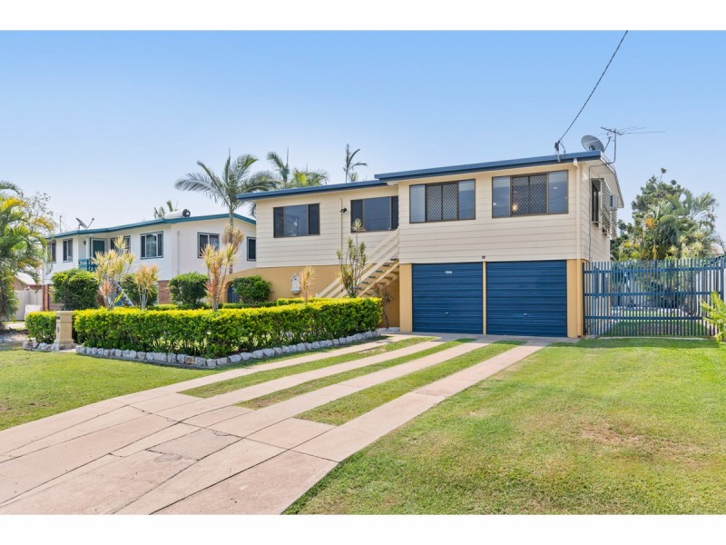 34 Stenlake Avenue, Kawana QLD 4701