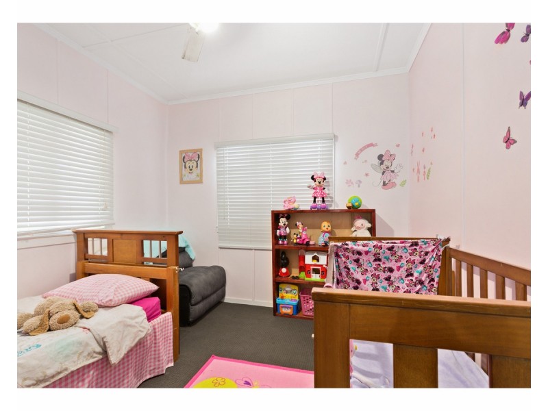 115 Main Street, Park Avenue QLD 4701