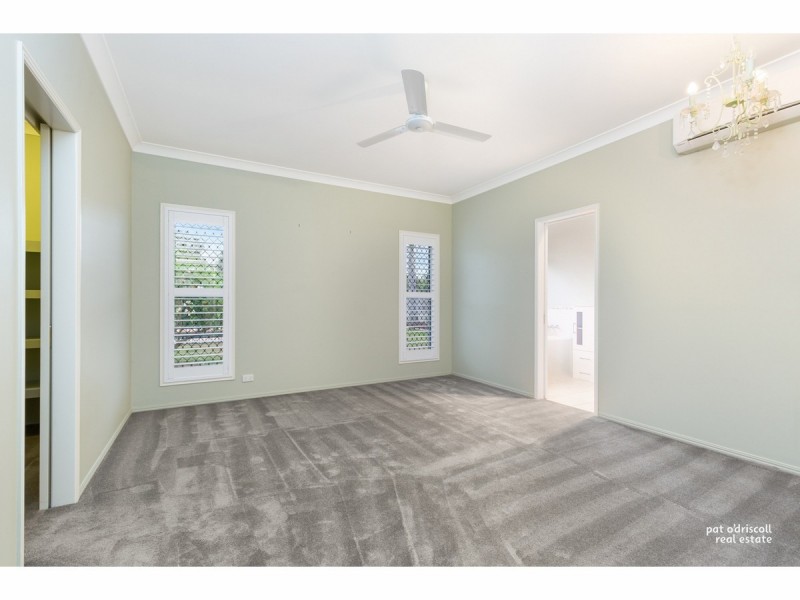 7 Stirling Drive, Rockyview QLD 4701