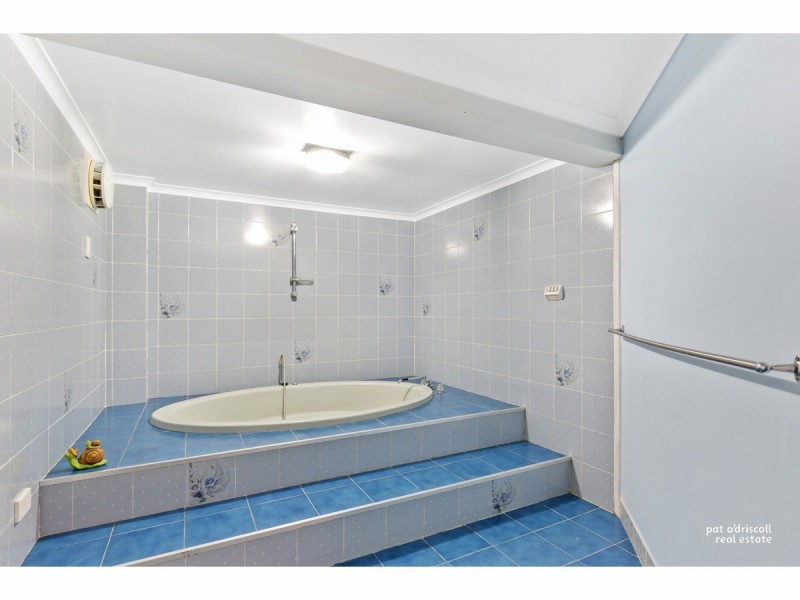 81 Rice Street, Park Avenue QLD 4701