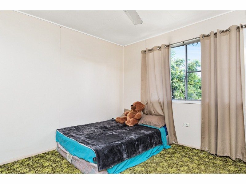 7 Snelling Street, Park Avenue QLD 4701