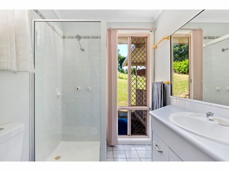 6 Hansen Street, Frenchville QLD 4701