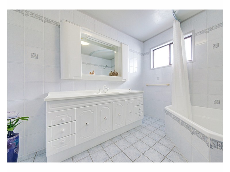 22 Barambah Street, Wandal QLD 4700