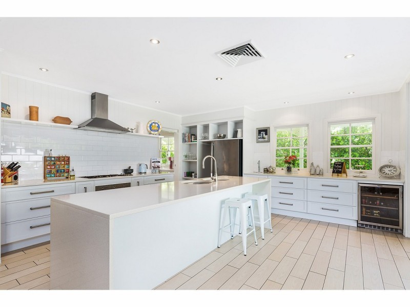 3 Henry Street, The Range QLD 4700