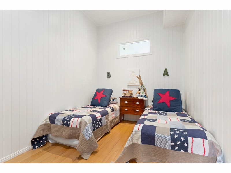 3 Henry Street, The Range QLD 4700