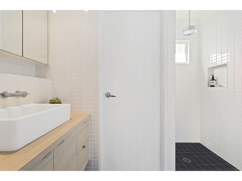 3 Henry Street, The Range QLD 4700