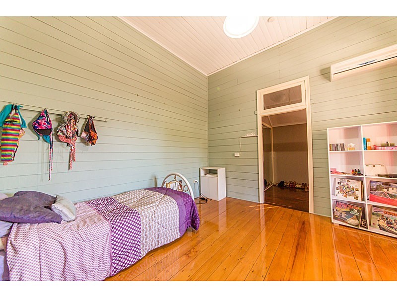 4 Norman Street, Wandal QLD 4700