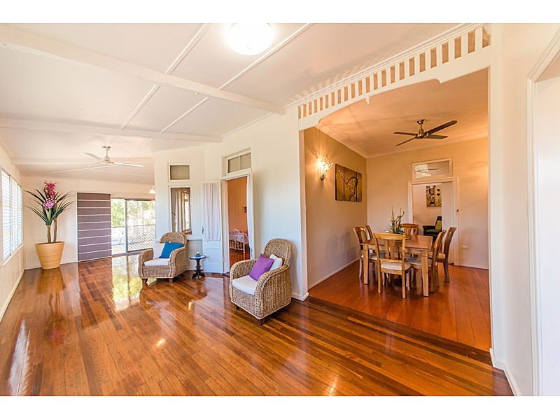 106 Caroline, The Range QLD 4700