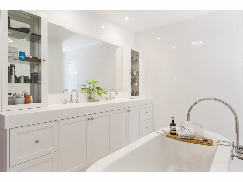 50 Agnes Street, The Range QLD 4700