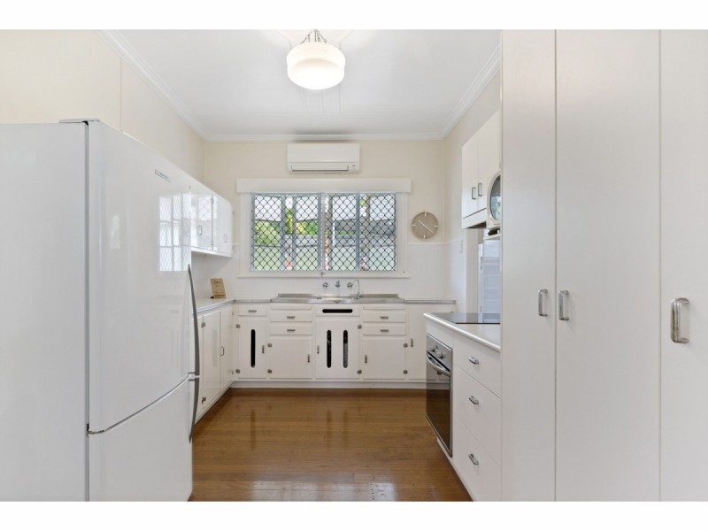 11 Boonah Street, Wandal QLD 4700