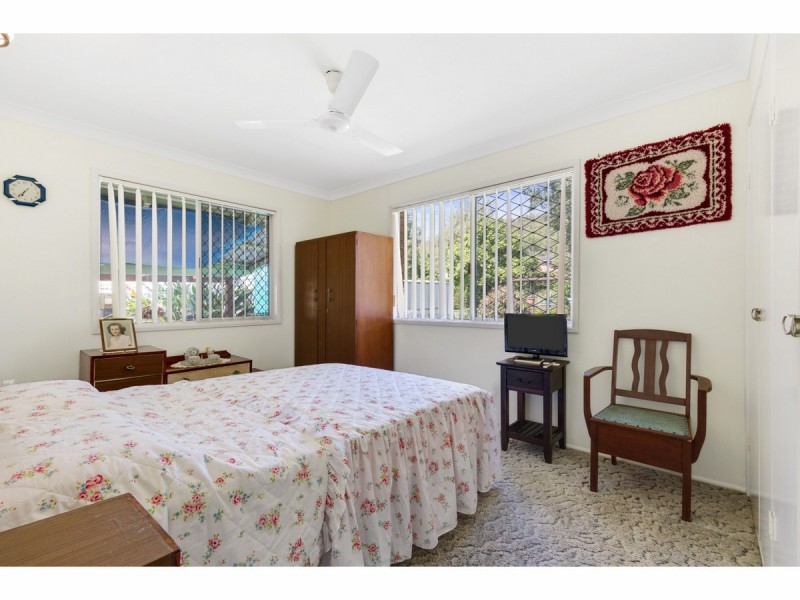 4 Moren Street, Frenchville QLD 4701