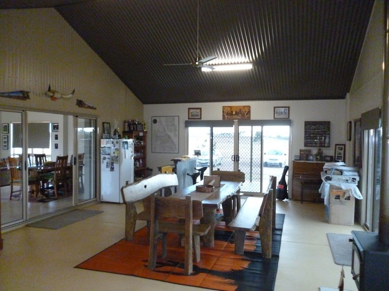 3100 Stanwell-Waroula Rd, Alton Downs QLD 4702