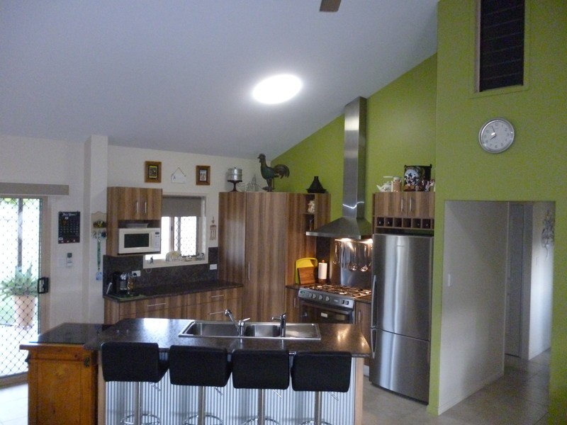 3100 Stanwell-Waroula Rd, Alton Downs QLD 4702