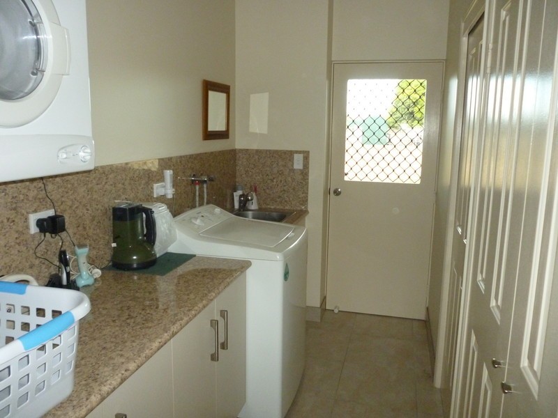 3100 Stanwell-Waroula Rd, Alton Downs QLD 4702