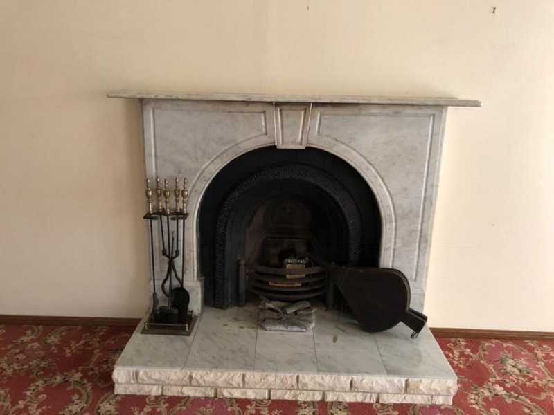 982 Yaamba Road, Parkhurst QLD 4702