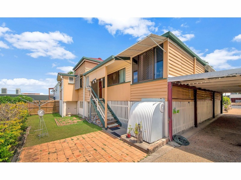 56 Caroline Street, Allenstown QLD 4700