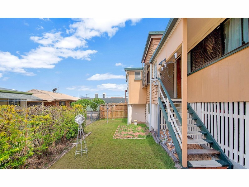 56 Caroline Street, Allenstown QLD 4700