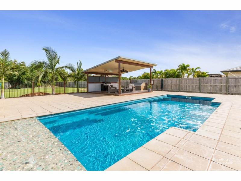 9 Stirling Drive, Rockyview QLD 4701