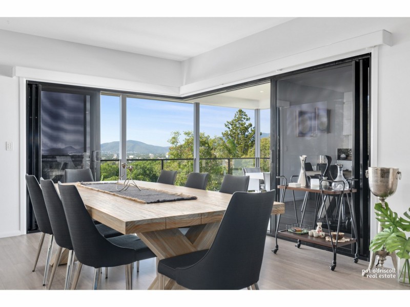 102 Caroline Street, The Range QLD 4700