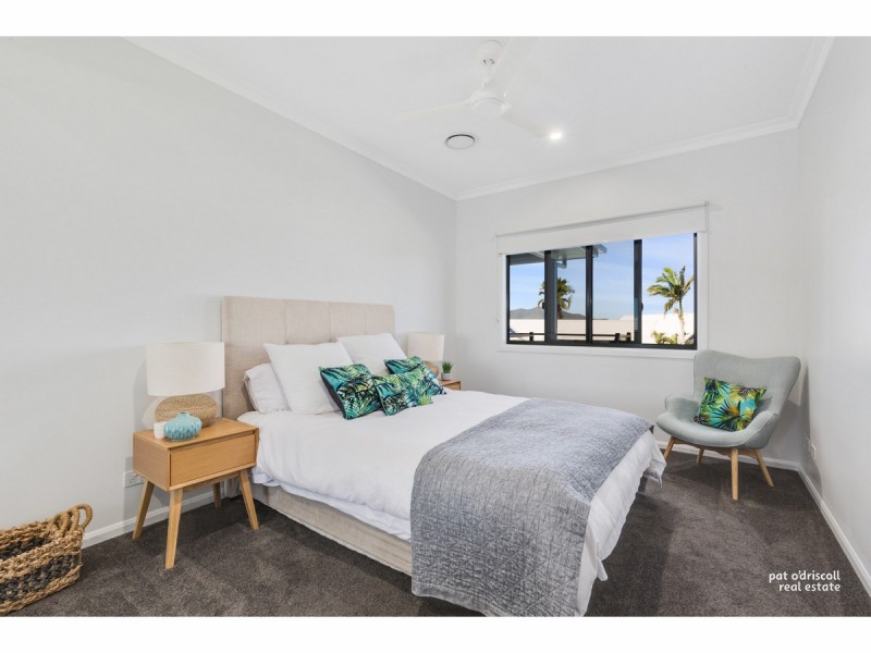102 Caroline Street, The Range QLD 4700