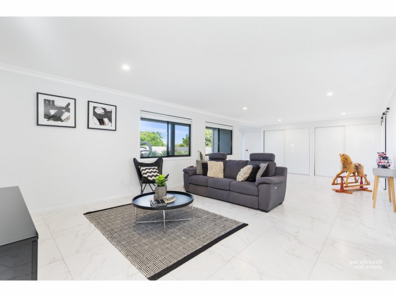 102 Caroline Street, The Range QLD 4700