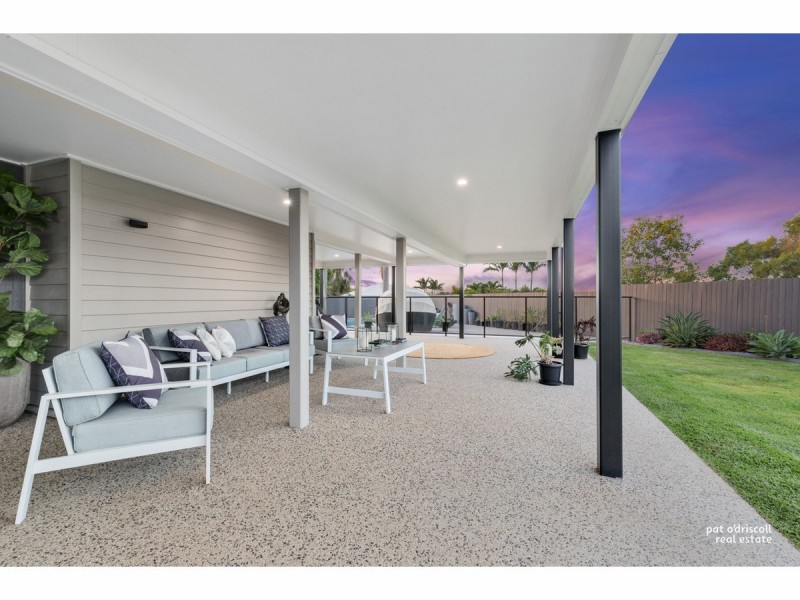 102 Caroline Street, The Range QLD 4700