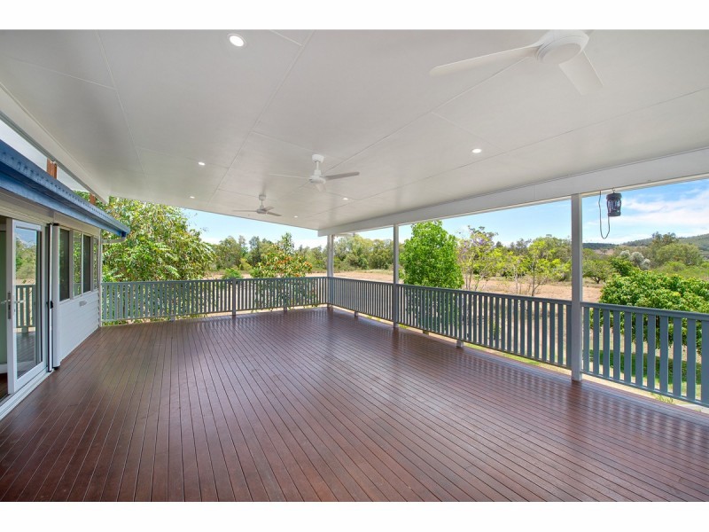 15 Stover Road, Nerimbera QLD 4701