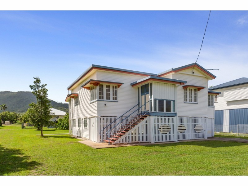 92 Curran Street, Koongal QLD 4701