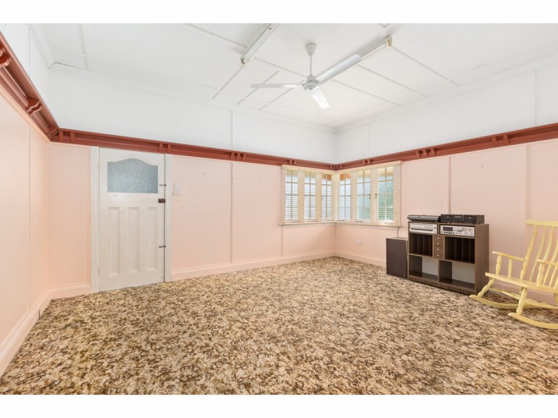 92 Curran Street, Koongal QLD 4701