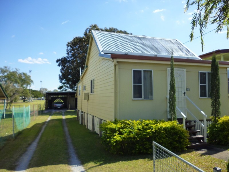 13 Nobbs Street, Berserker QLD 4701