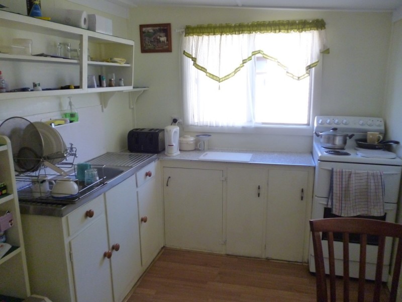 13 Nobbs Street, Berserker QLD 4701