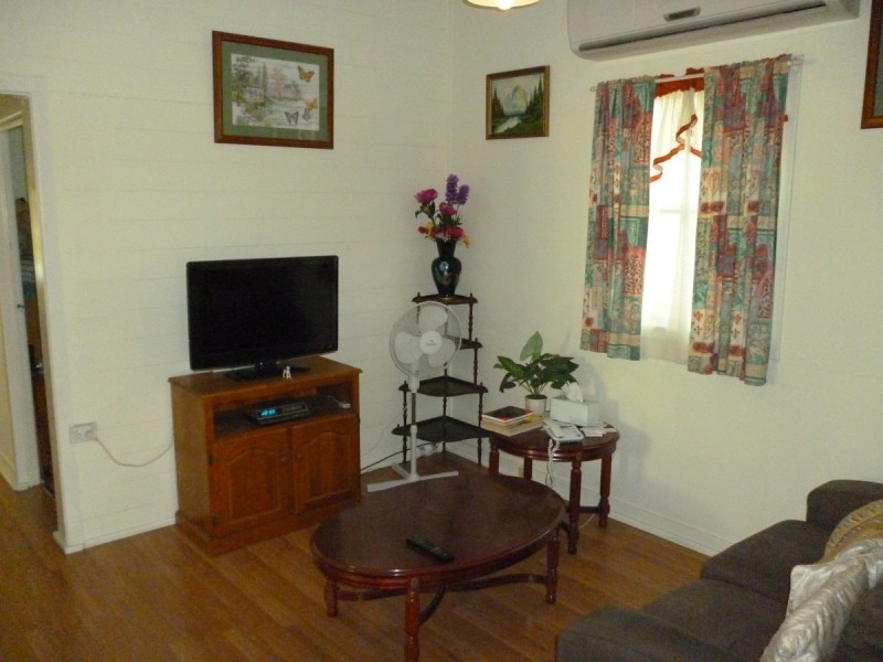 13 Nobbs Street, Berserker QLD 4701