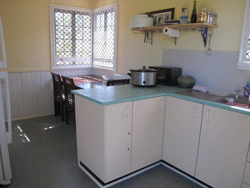 99 Jardine St, West Rockhampton QLD 4700