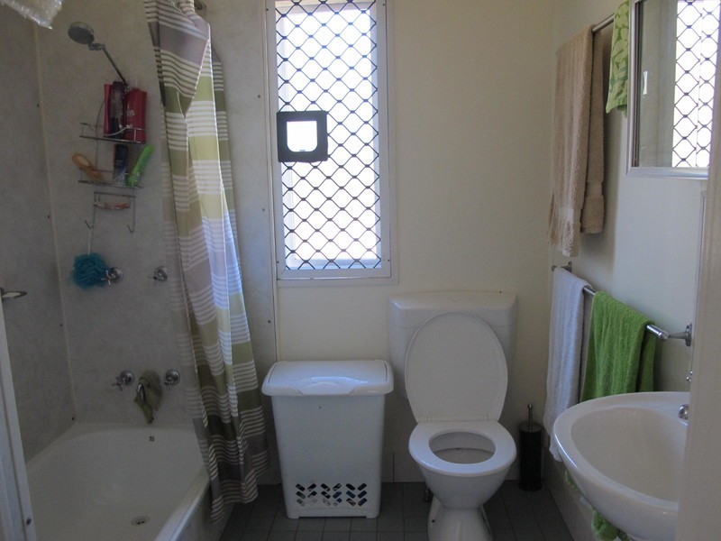 99 Jardine St, West Rockhampton QLD 4700