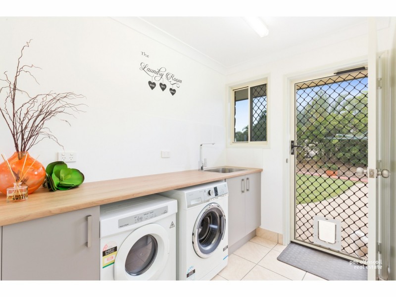 54 Schlencker Drive, Glenlee QLD 4711