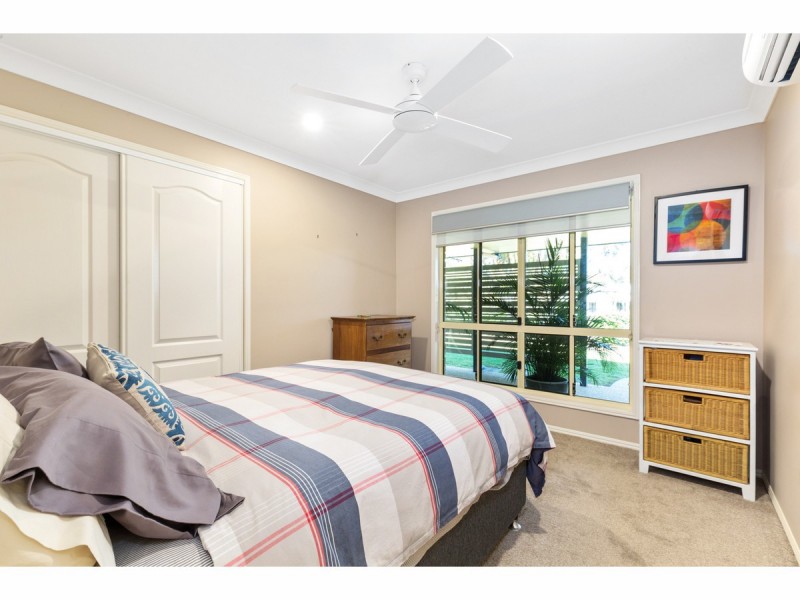 6-8 Kristie Drive, Rockyview QLD 4701