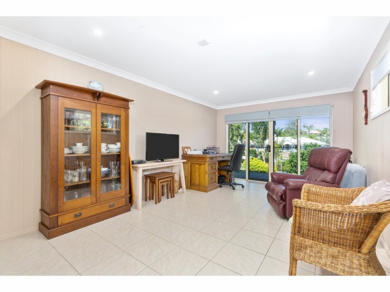6-8 Kristie Drive, Rockyview QLD 4701