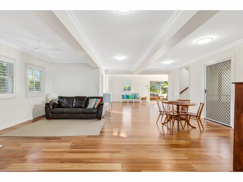 20 Brecknell Street, The Range QLD 4700