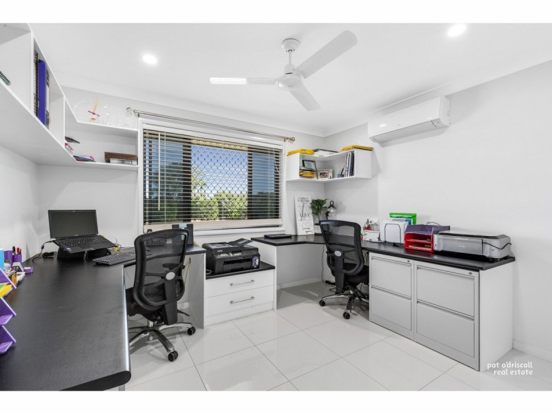 3 Peregrin Court, Parkhurst QLD 4702