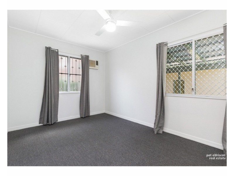 16 Lamington Street, The Range QLD 4700