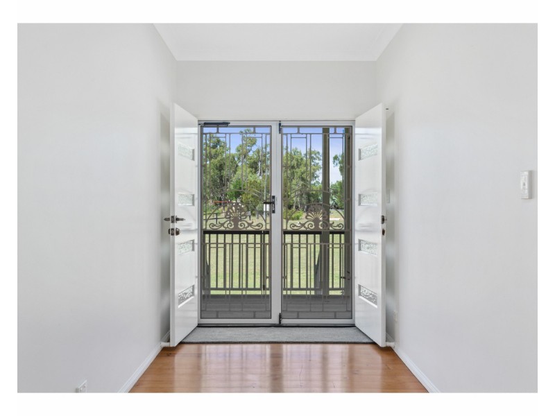 102 Nielsen Avenue Glenlee, Glenlee QLD 4711