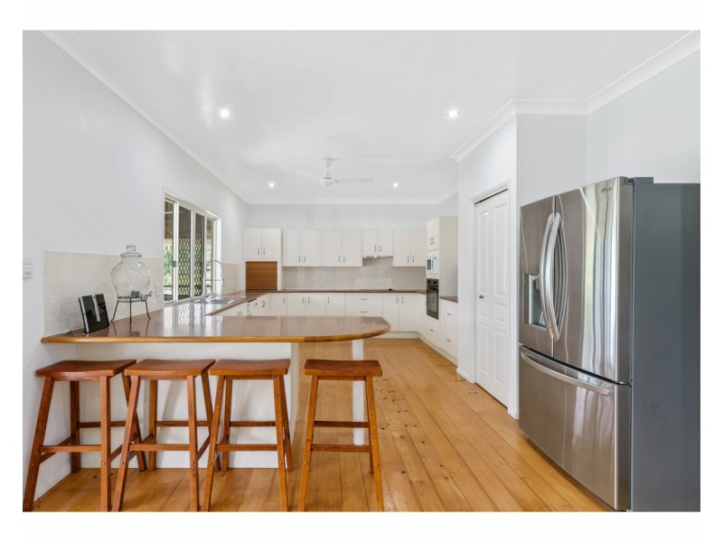 102 Nielsen Avenue Glenlee, Glenlee QLD 4711