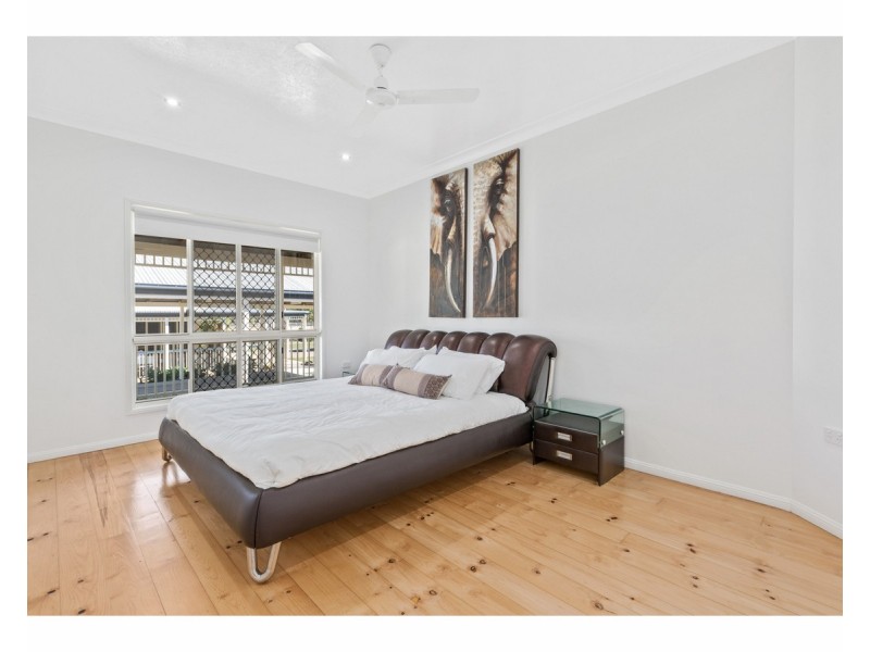 102 Nielsen Avenue Glenlee, Glenlee QLD 4711