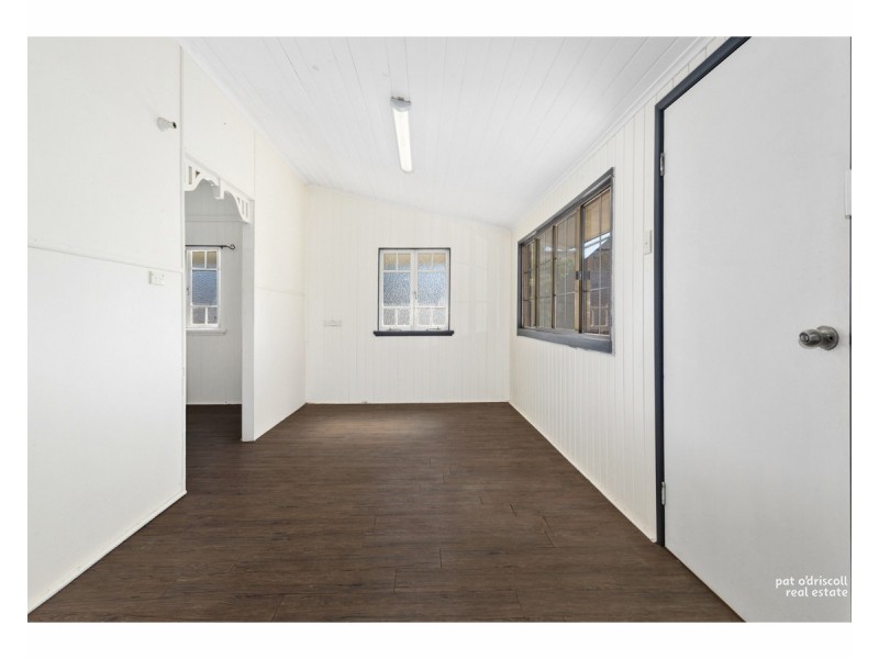 9 Kellow Street, The Range QLD 4700