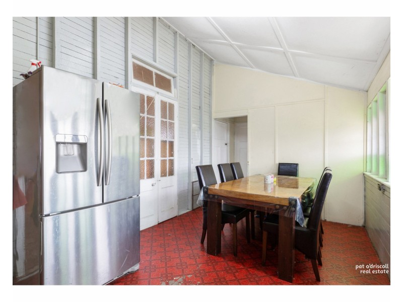 131 Lakes Creek Road, Berserker QLD 4701