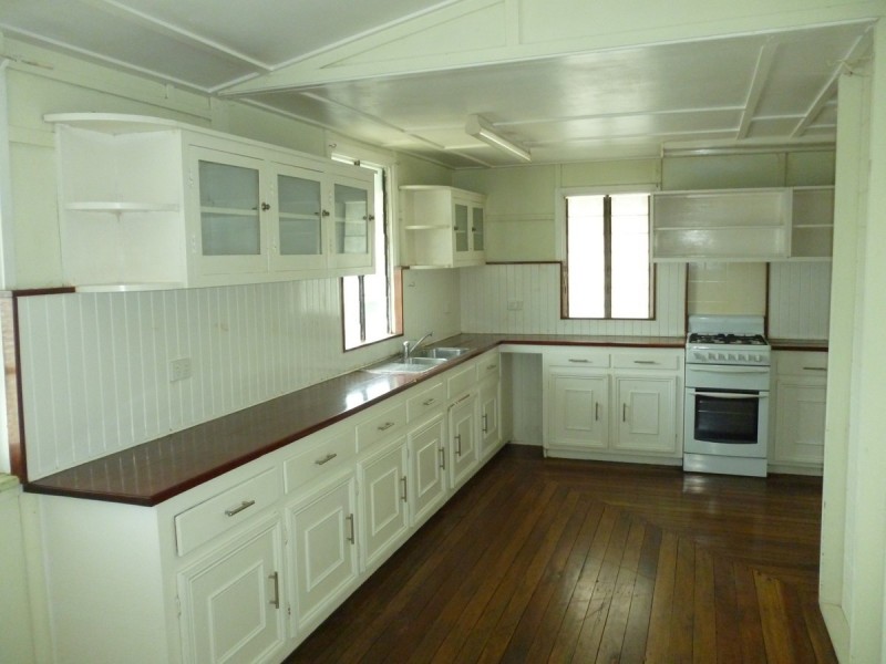 166 Murray Street, Allenstown QLD 4700