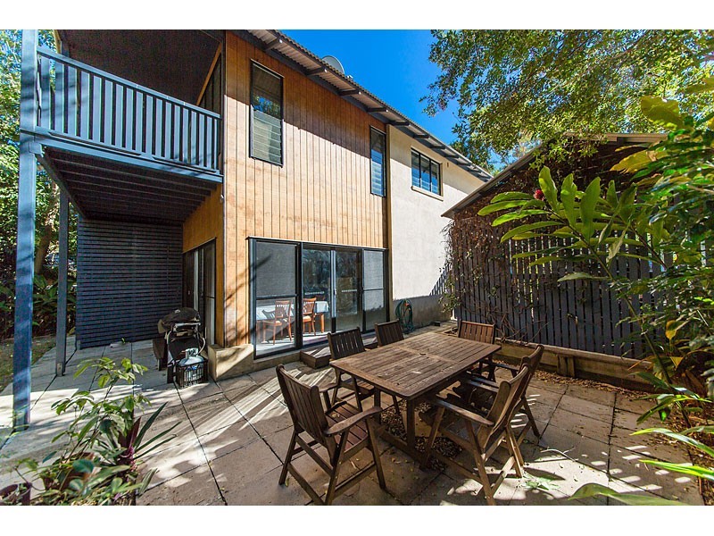 4 Menkin Place, Frenchville QLD 4701